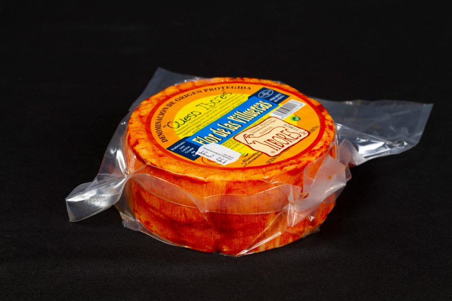 Queso de Cabra pimentón IBORES con D.O IBORES - 800g